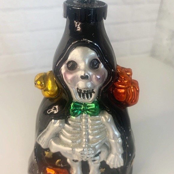 Halloween Skeleton in Cape Ornament Figure 6" - Picture 2 of 7